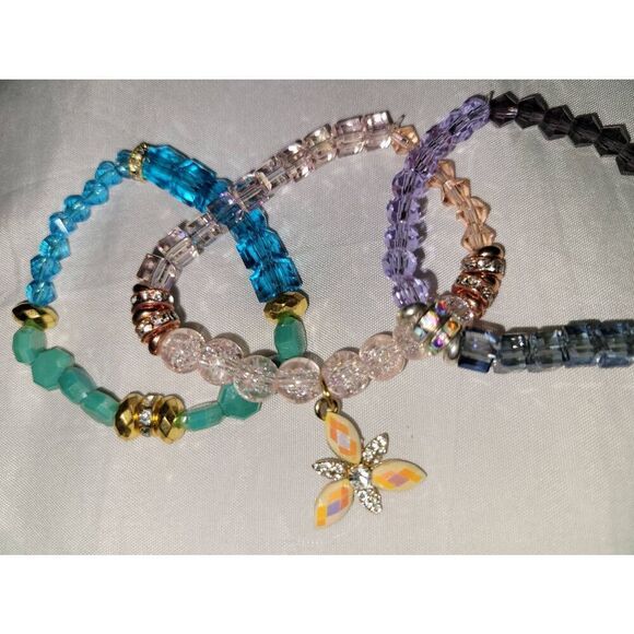 BEAUTIFUL handmade vintage beaded bracelet - Picture 8 of 9